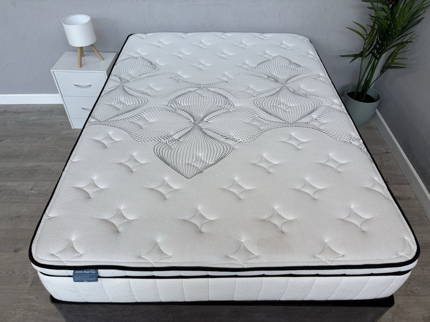 IGEL Nanotech 4000i 4ft 6 Double Mattress, Firm - RRP £1,699