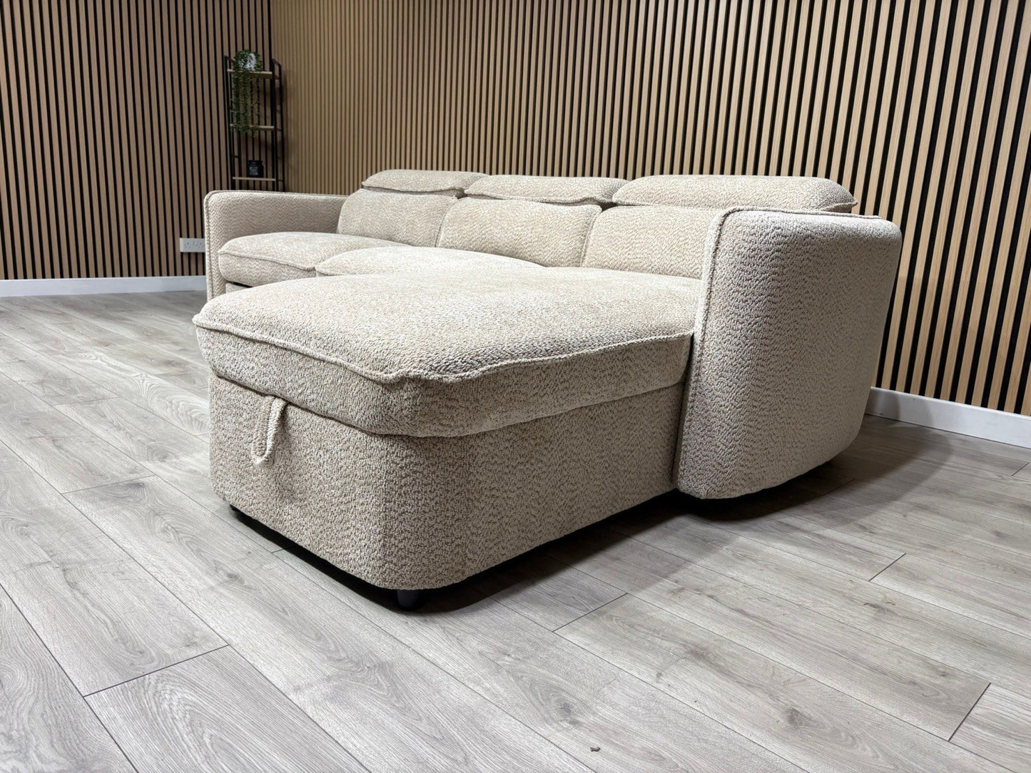 WINDSOR Premium Fabric LHF or RHF Chaise Sofa Bed with Storage - RRP £1399