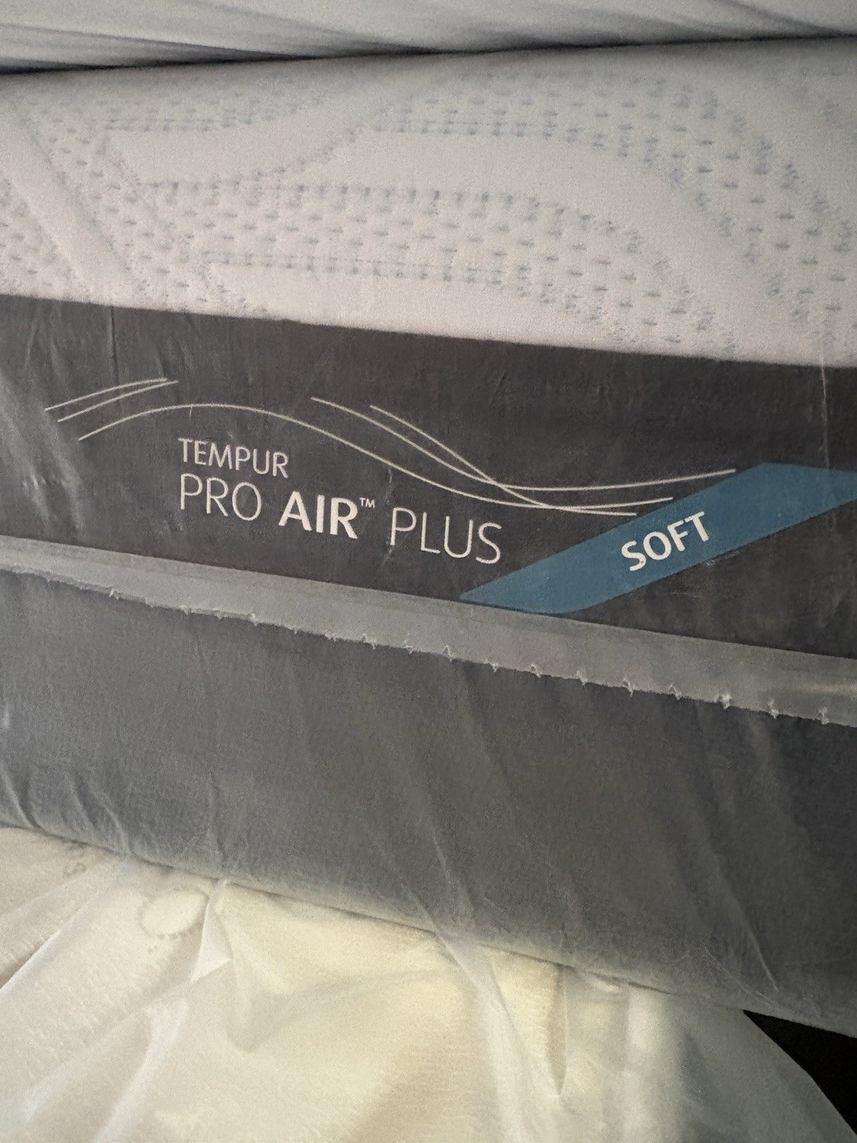 Tempur PRO AIR PLUS Smart Cool 4ft 6 Double Mattress, Soft - RRP £2,299