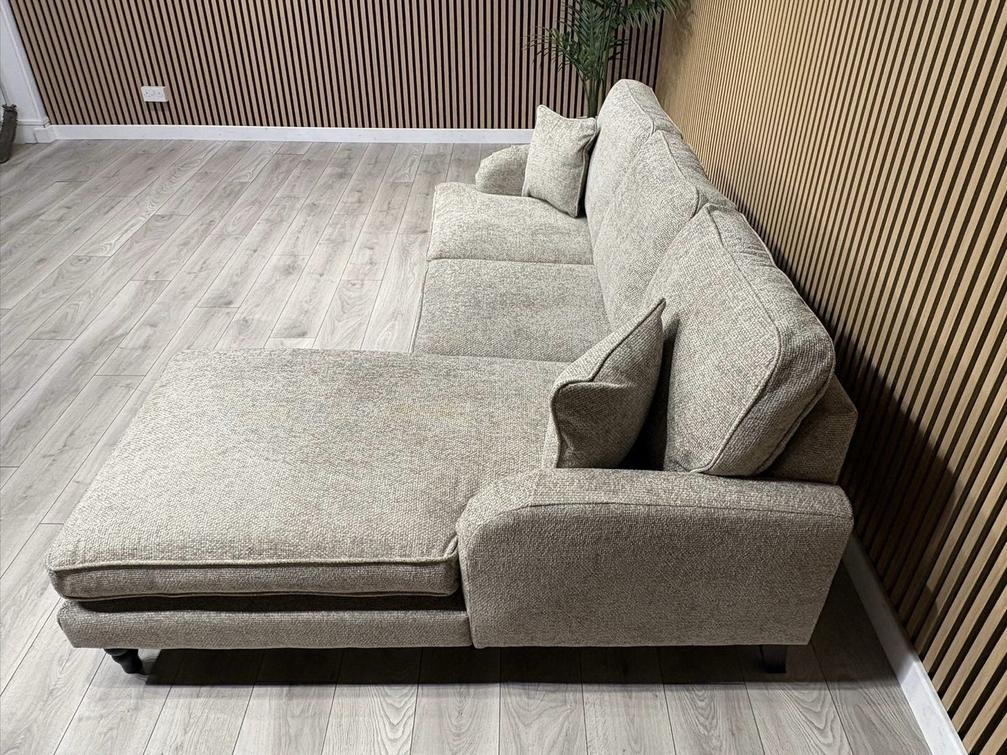 Laura Ashley LYNDEN Style Fabric 3 Seater RHF Chaise Corner Sofa - RRP £2625