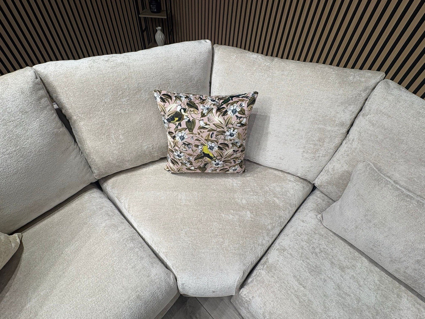 Sofology MARBLE ARCH Style LHF 2 Corner 1 Fabric Corner Sofa, Cream - RRP £3,299