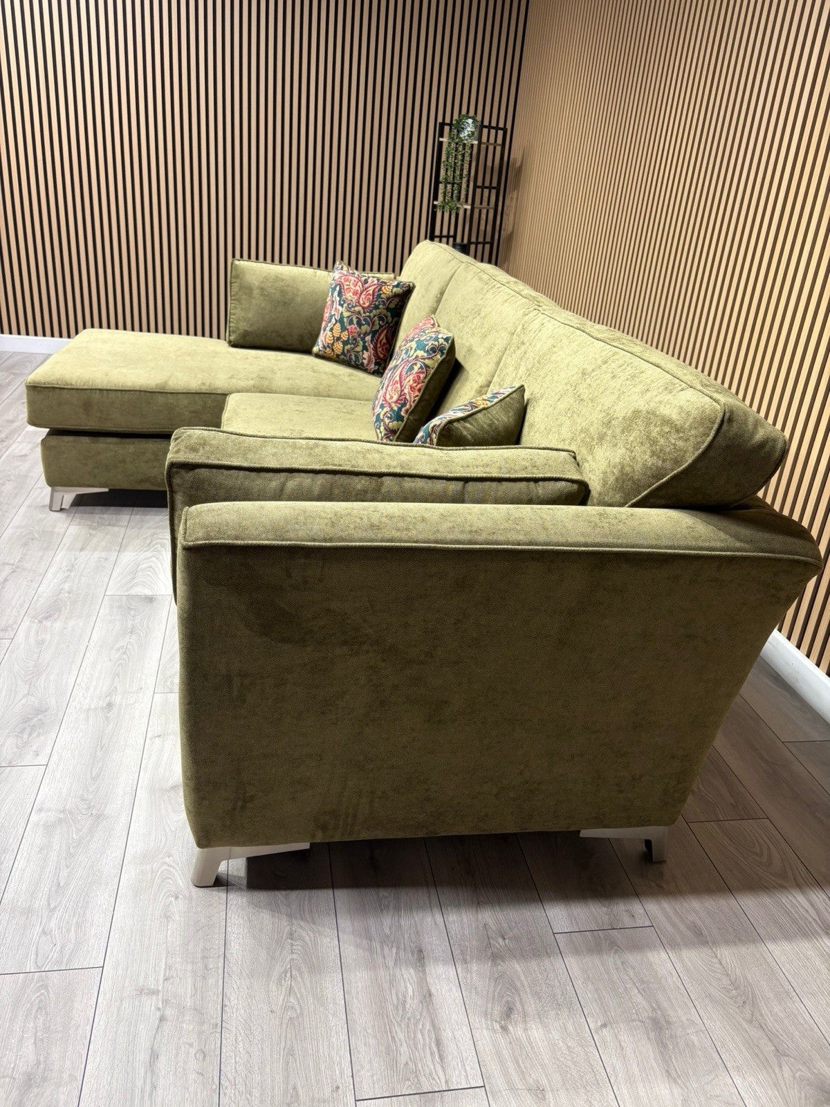 Furniture Village SASHA Fabric Large LHF Chaise Corner Sofa - RRP £3,295