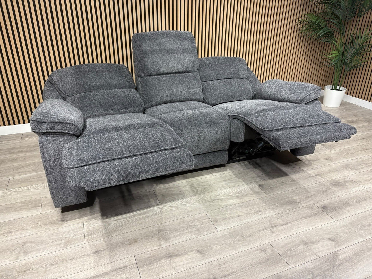 ORLANDO Fabric 3 Seater Power Recliner Sofa - RRP £1799