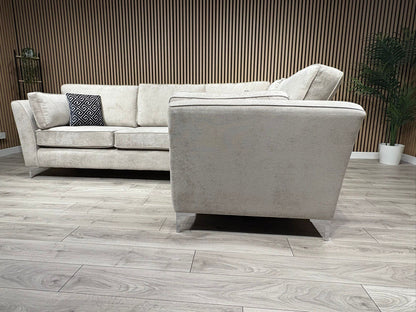 Furniture Village SASHA Fabric RHF Corner Sofa ( 3 Corner 1 ) - RRP £3,295