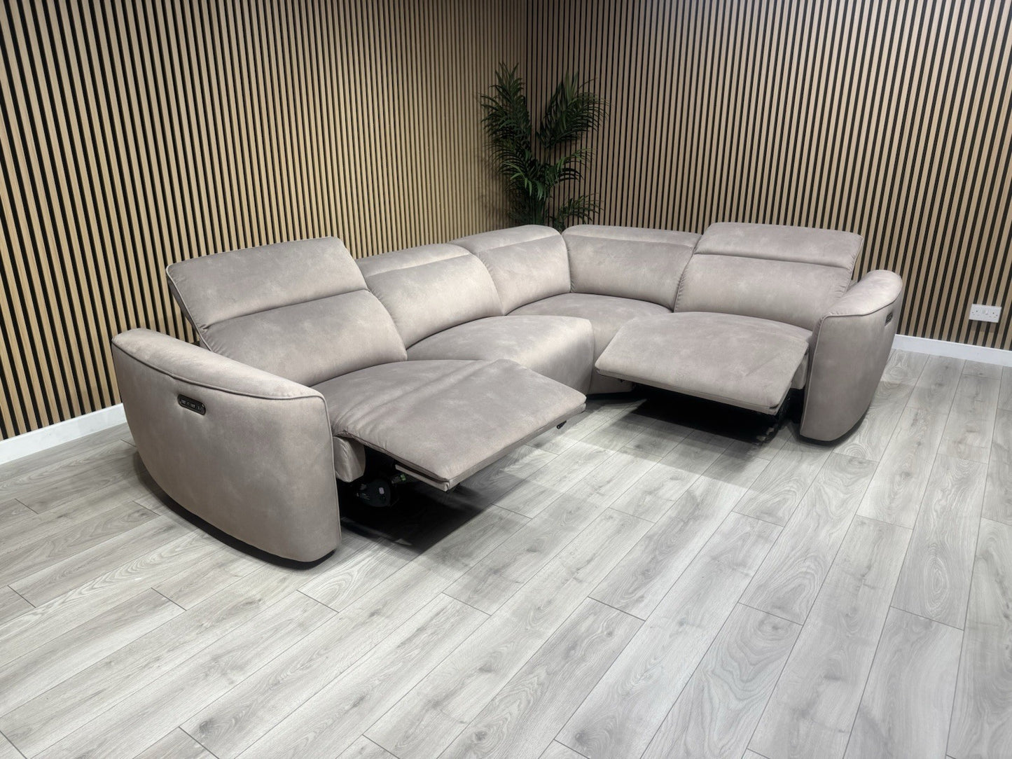 Furniture Village INCA Style Fabric Corner Sofa, Power Recliners - RRP £3195