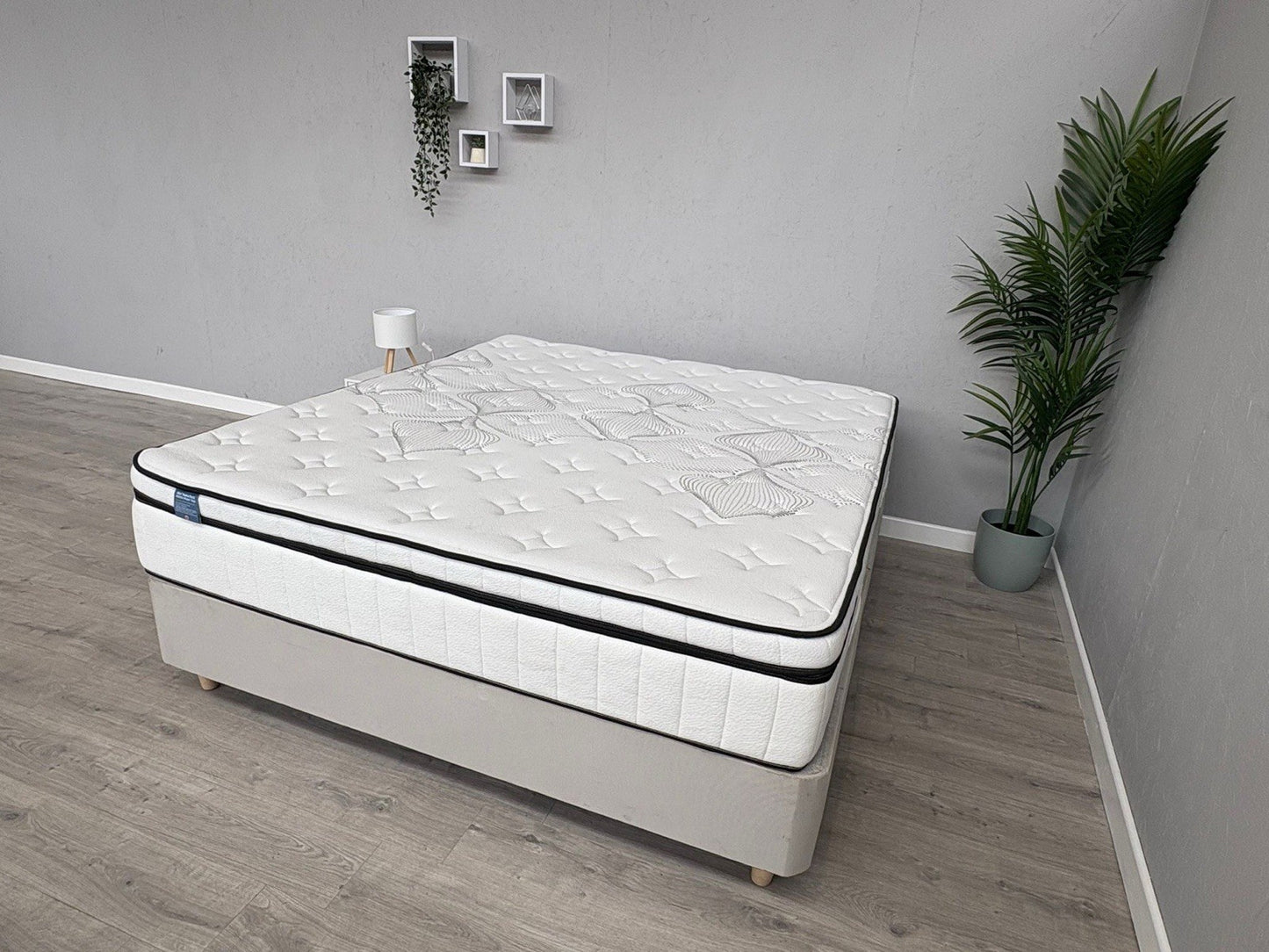 IGEL Nanotech 4000i 6ft Superking Plushtop Mattress, Firm - RRP £2,299