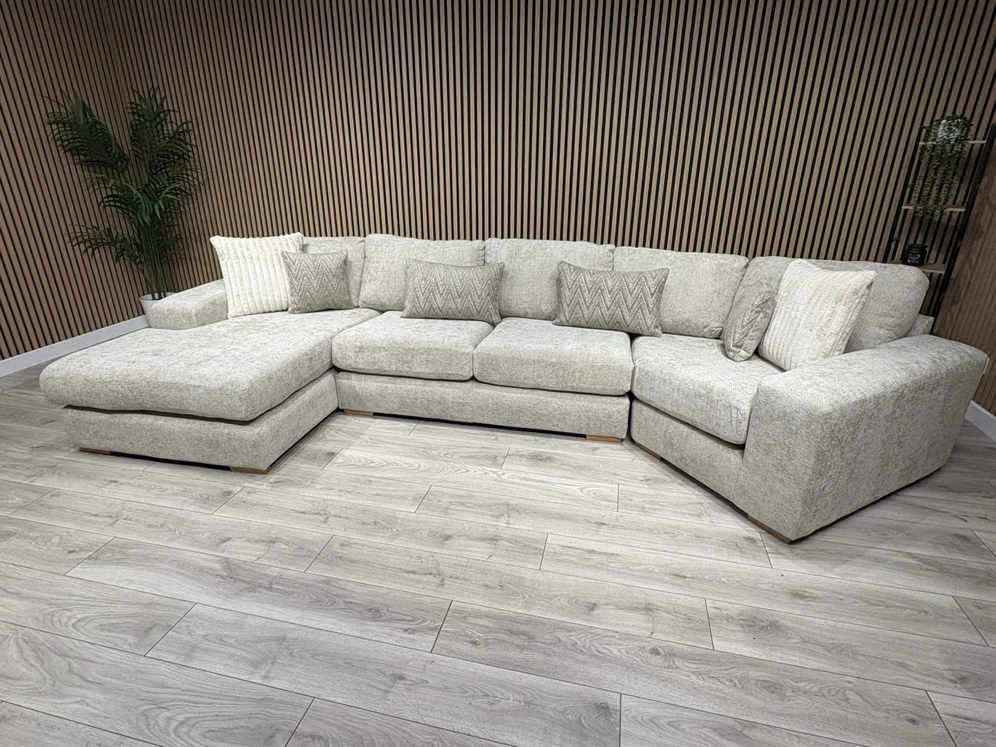 DFS Sample - Pandora LHF Large Chaise Corner Sofa - RRP: £3495