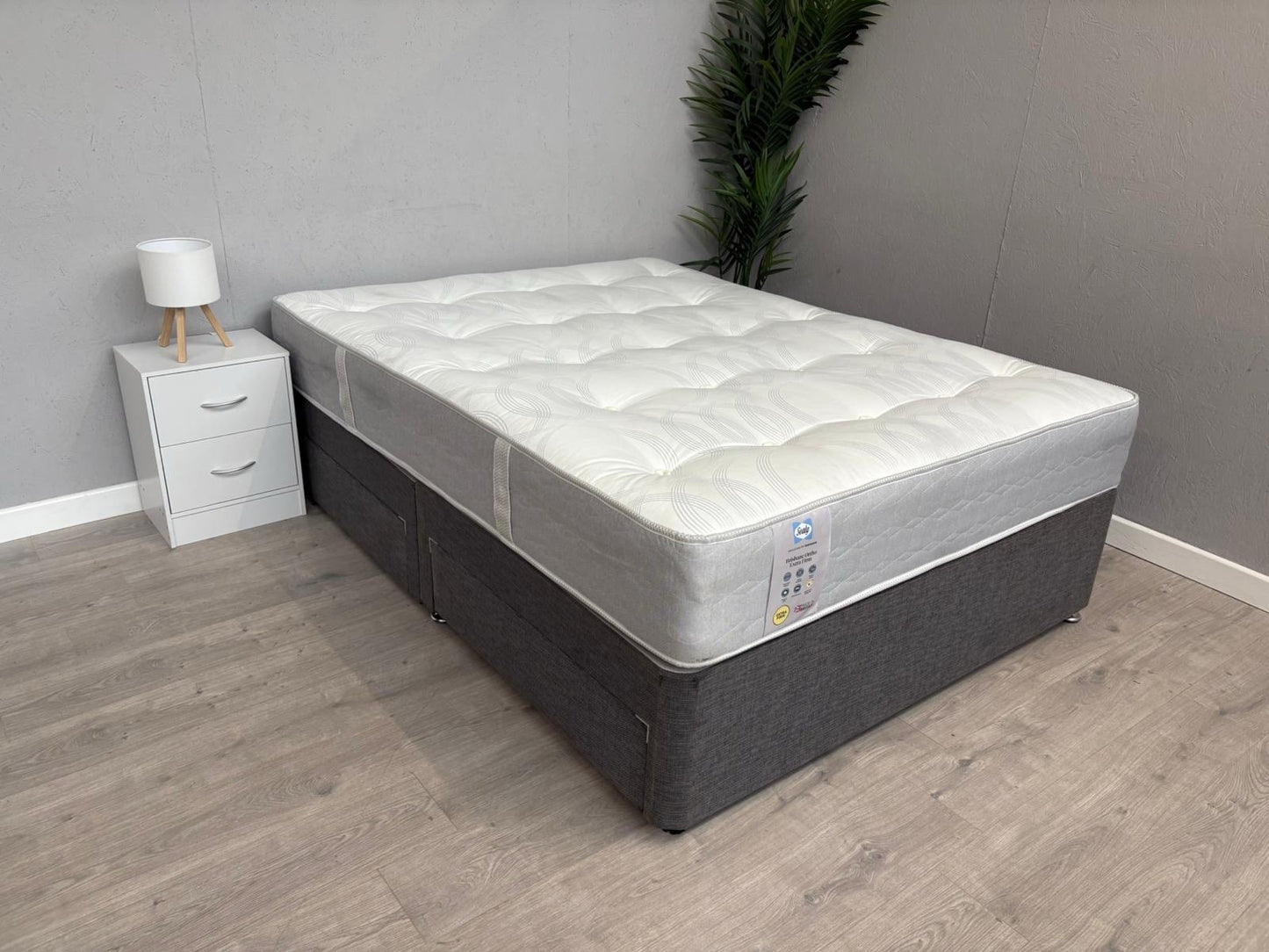 Sealy BRISBANE Extra Firm 5ft Kingsize Mattress - RRP £1,399