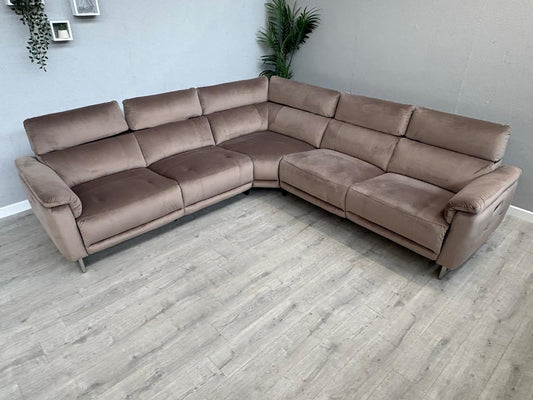 Furniture Village MOET Fabric 2 Corner 2 Power Recliner Corner Sofa - RRP £3595