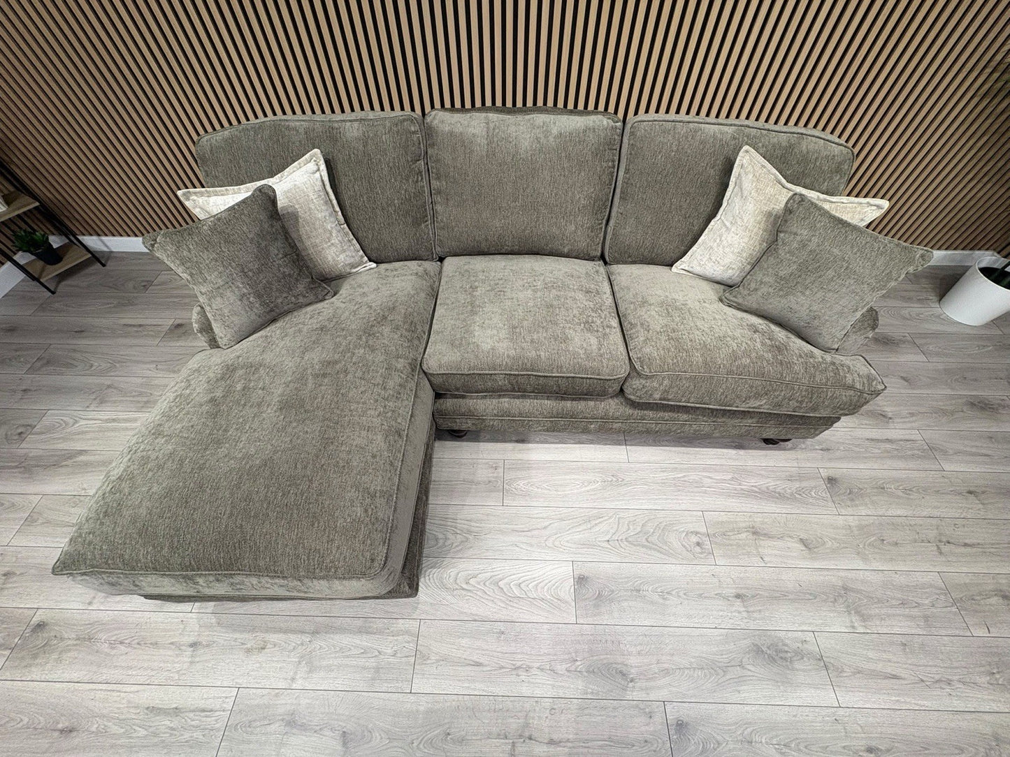 Laura Ashley HERITAGE Style Fabric 3 Seater Chaise Sofa - RRP £2,800