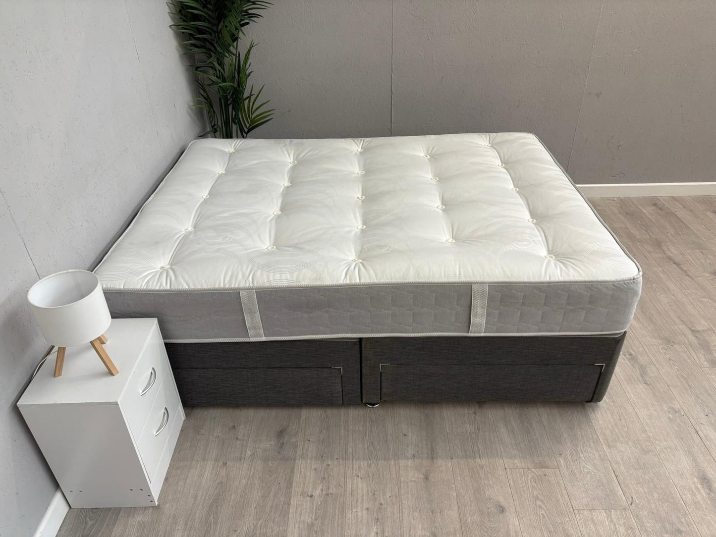 Sealy BRISBANE Extra Firm 5ft Kingsize Mattress - RRP £1,399