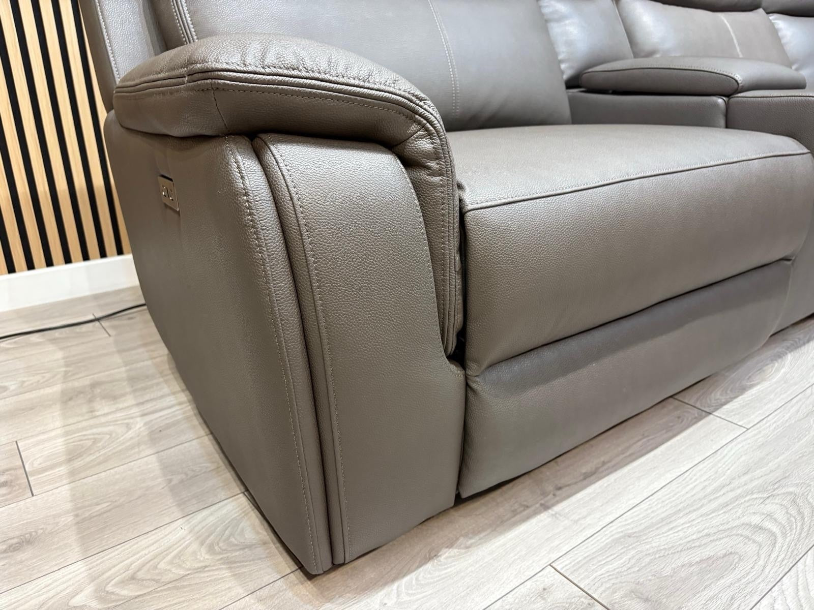 8020cdad-2cbb-4a98-a0d0-824697426875