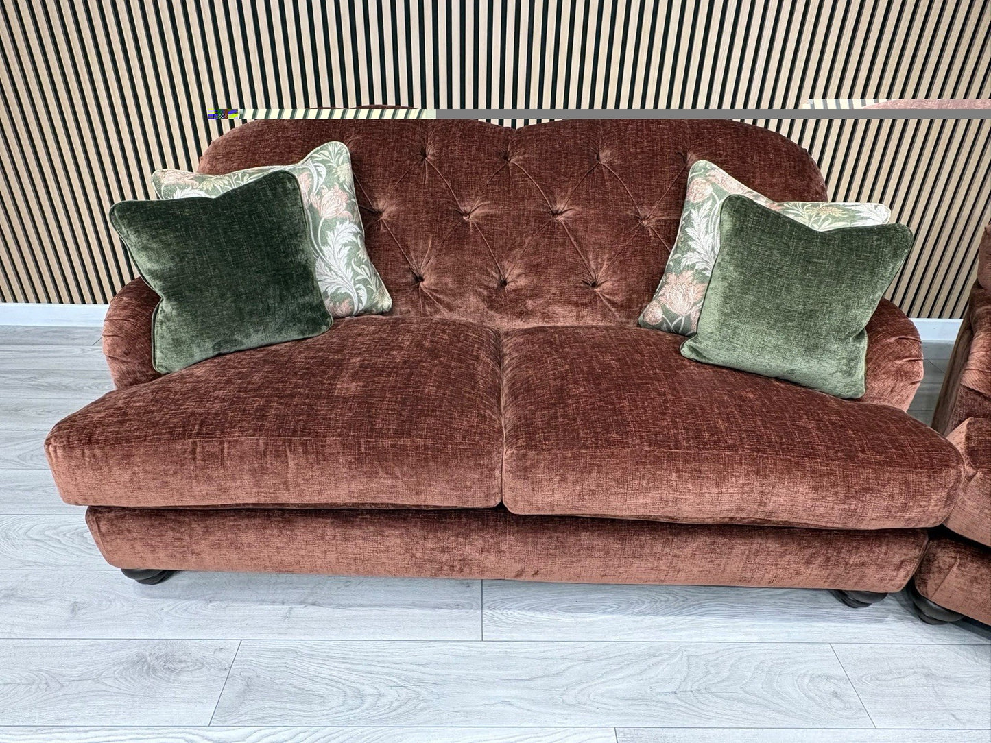 Alexander & James 3 Seater Button Back Sofa + Love Chair, RRP: £2895