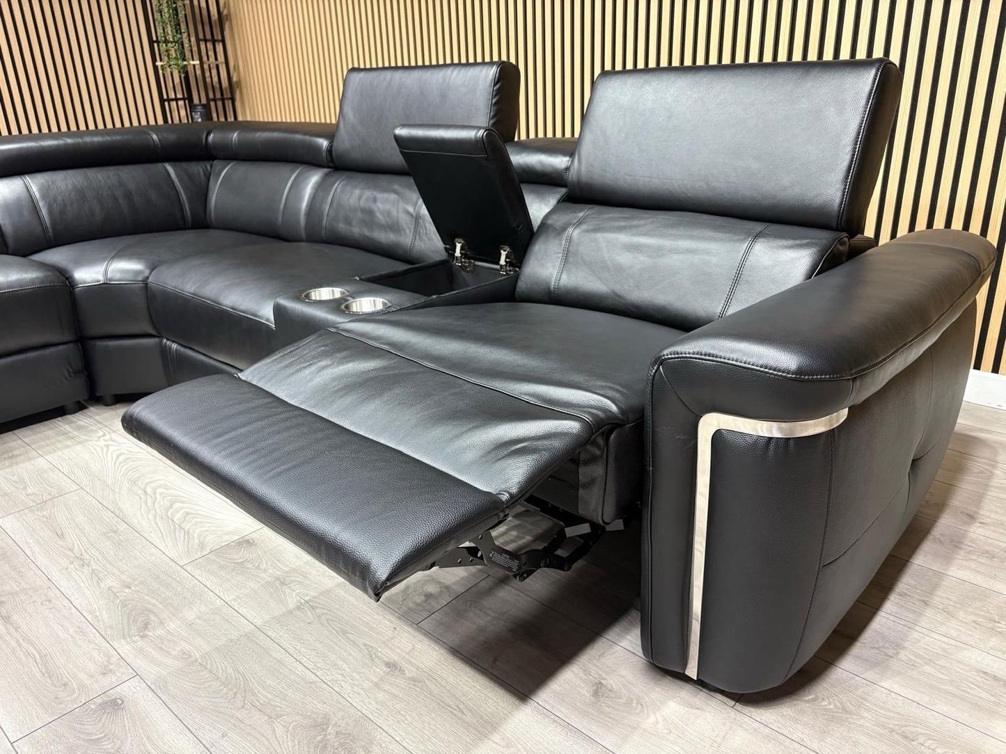 VENICE Leather 2 Corner 2 Power Recliner Sofa + Console - RRP £5,599