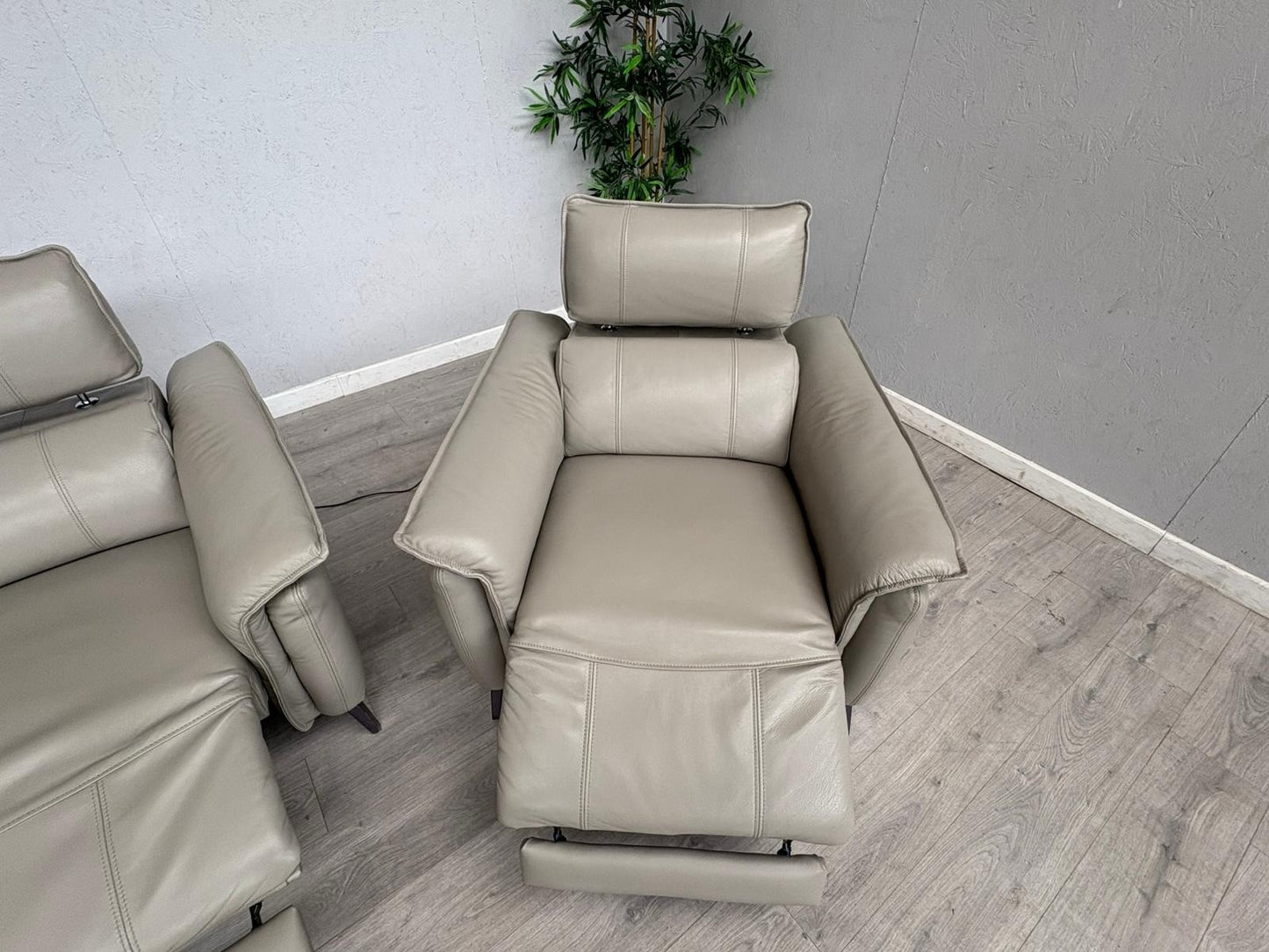 F. Village JUDE Leather 3 Seater Sofa + Armchair, Power Recliners - RRP £4,390