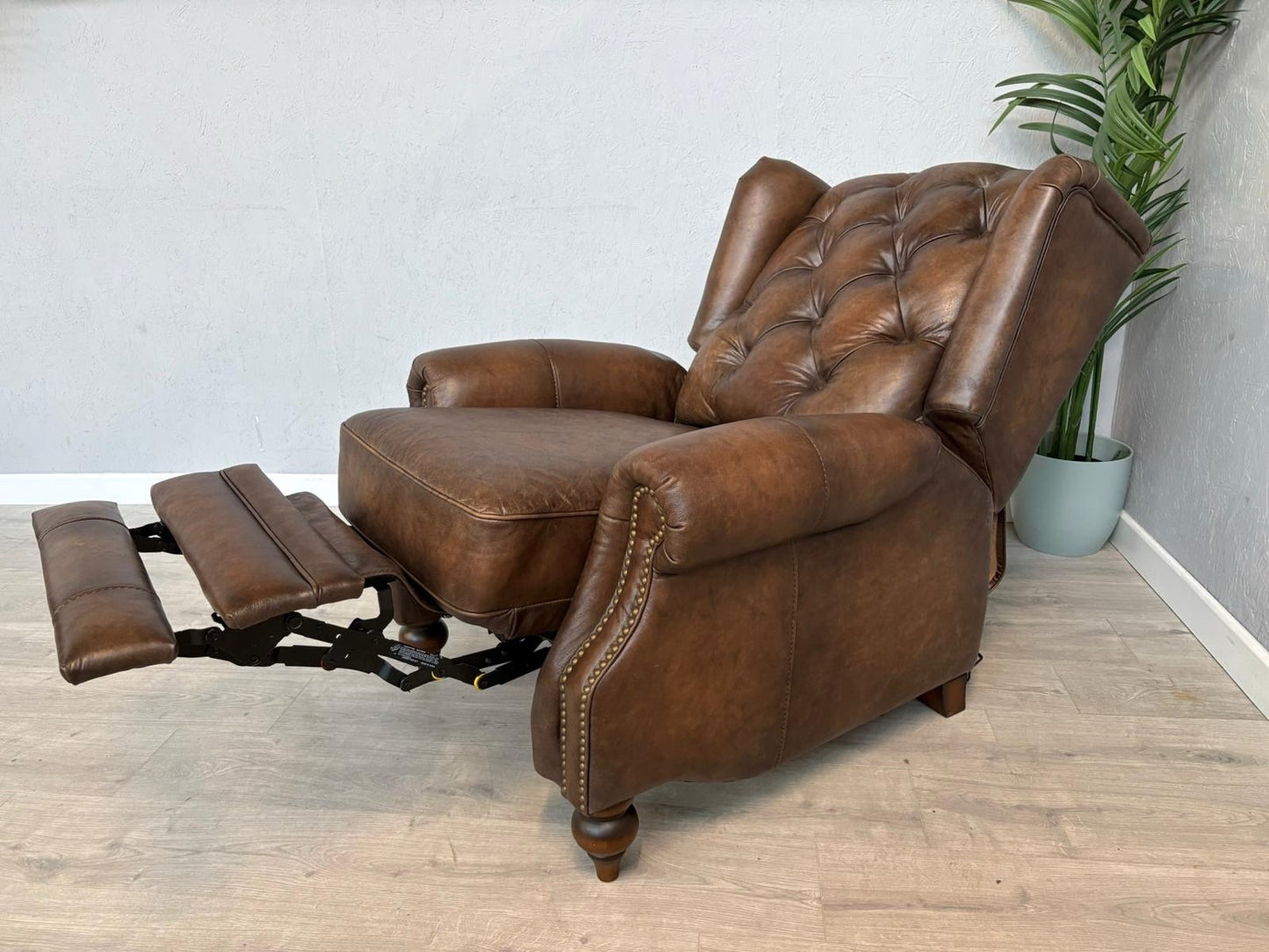 F.V. At The Helm Shackleton Leather Chesterfield 4 Seater Sofa + 2 Chairs, Power