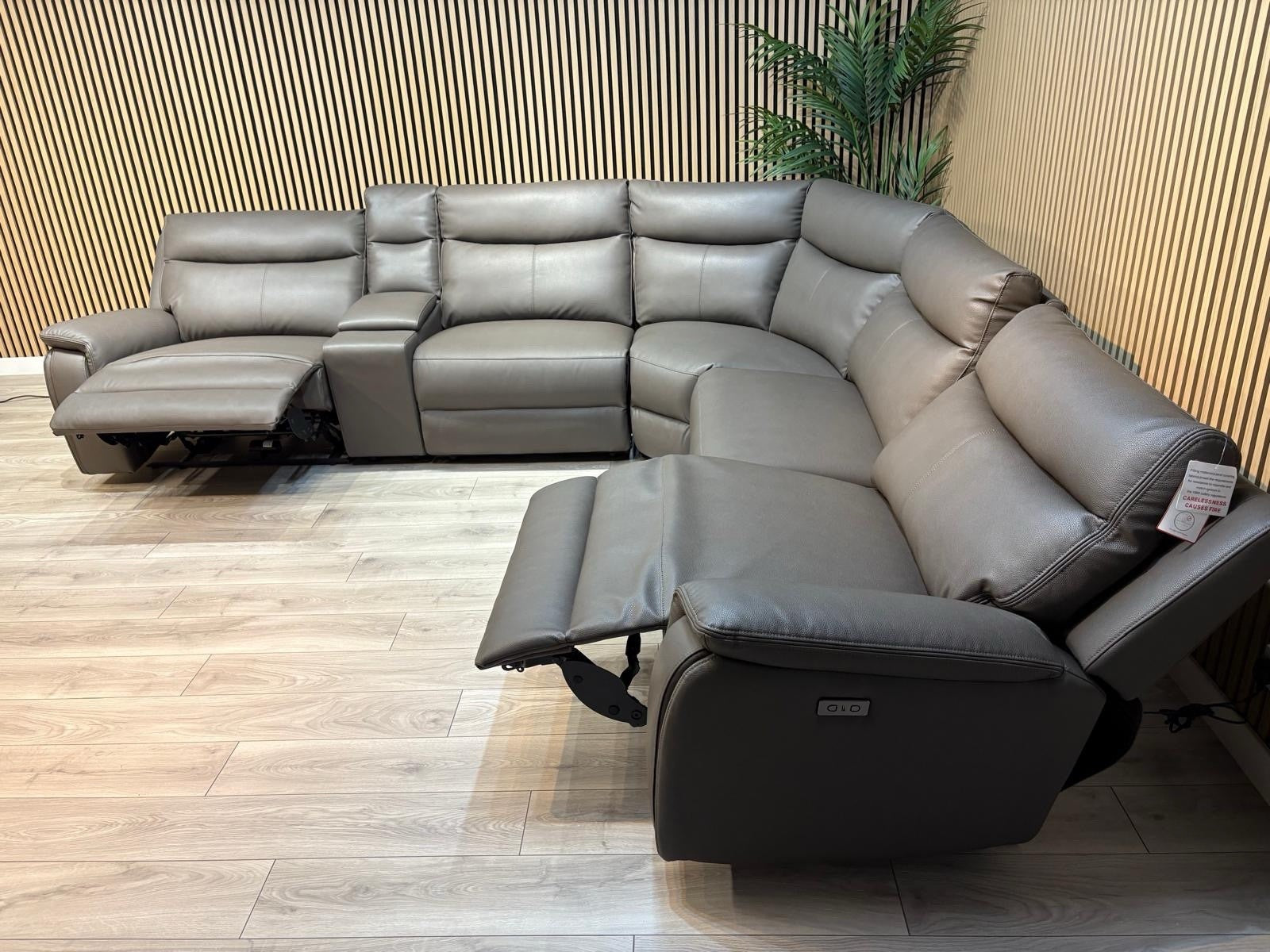 a24a3370-c14b-48ae-b546-b9ab618c54d5