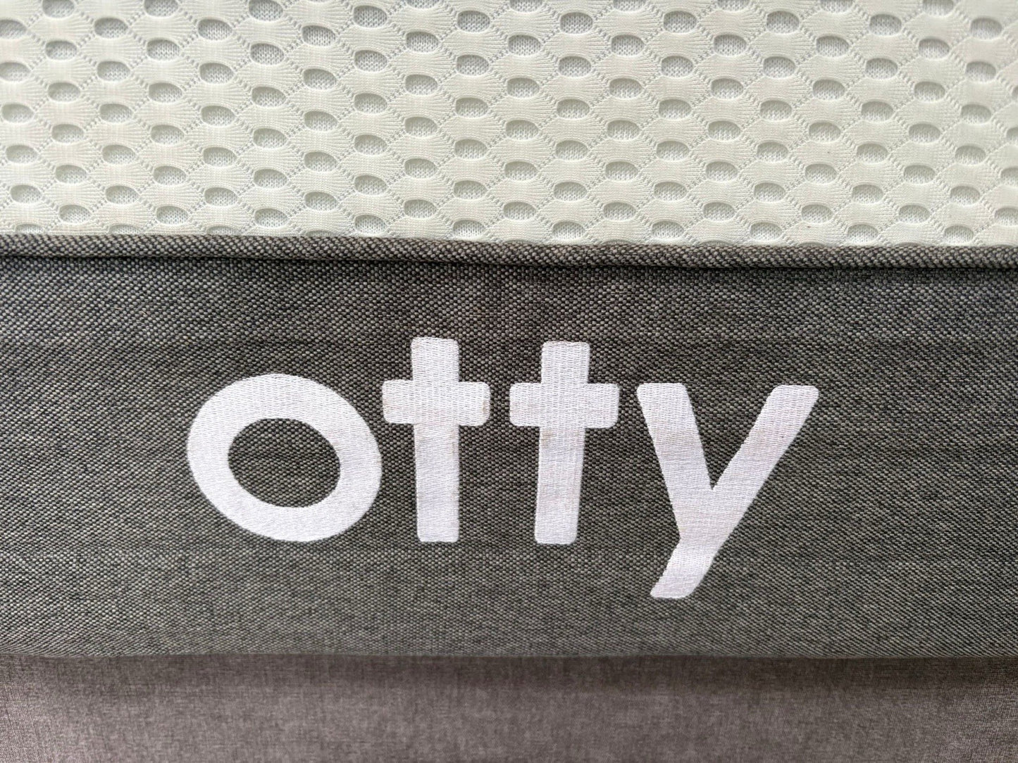 OTTY Pure Hybrid Bamboo 2000 Pocket Sprung 4ft 6 Double Mattress - RRP £649