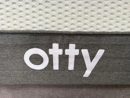 OTTY Pure Hybrid Bamboo 2000 Pocket Sprung 4ft 6 Double Mattress - RRP £649