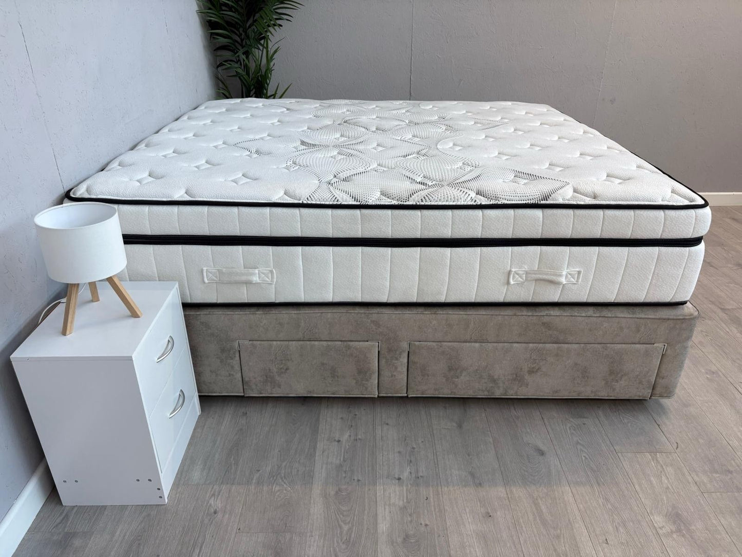 IGEL Nanotech 6000i 6ft Superking Mattress, Firm - RRP £2,799