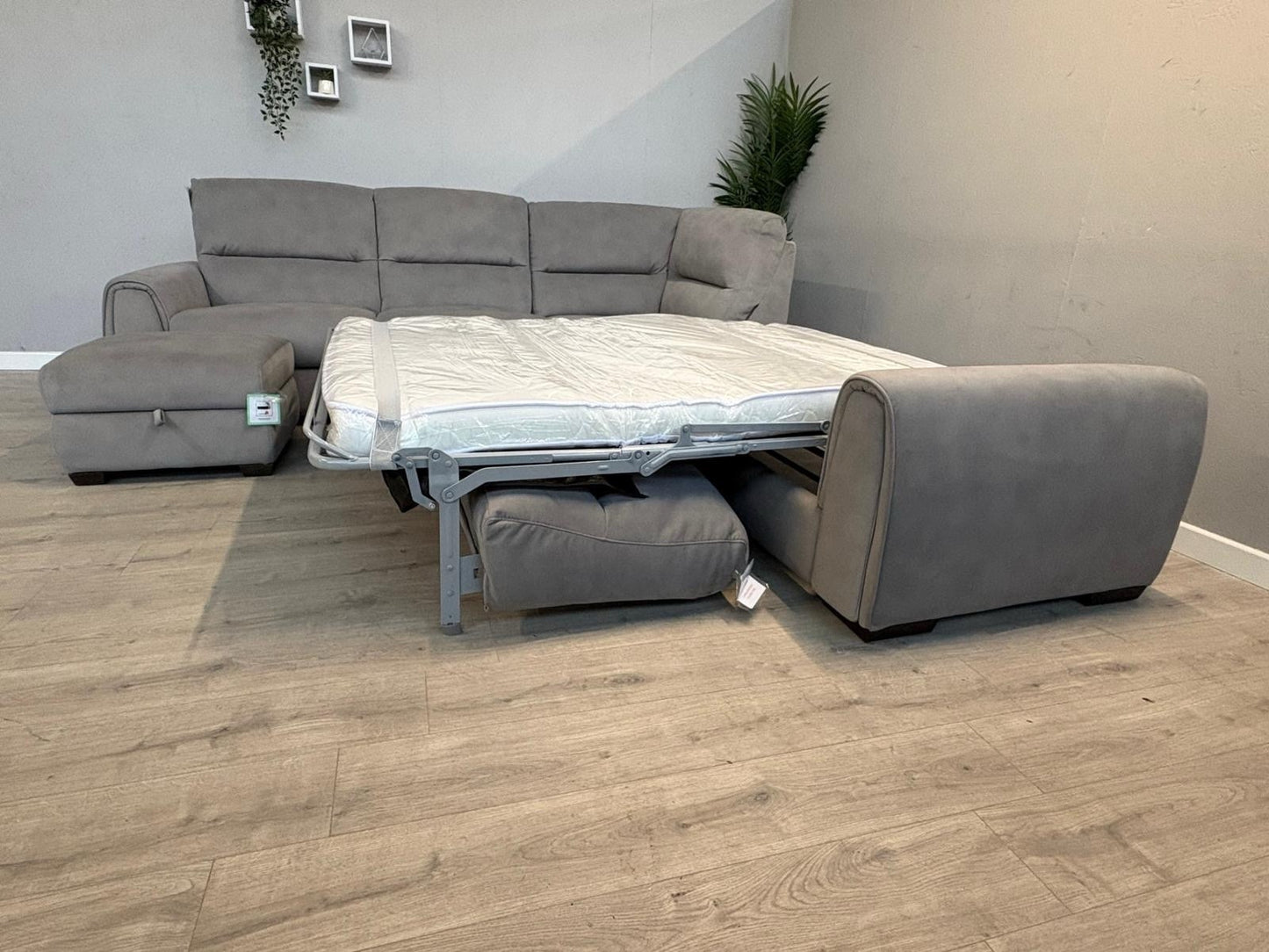 Furniture Village FLEX Fabric Large RHF Corner Sofa Bed + Footstool - RRP £3,390