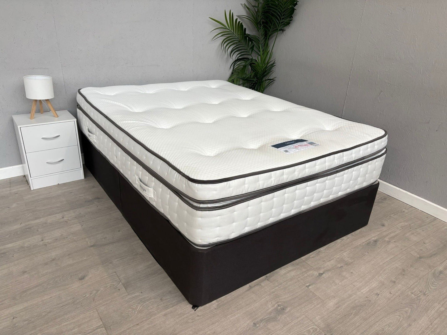 Silentnight Pocket Geltex Ultra 3000 Box Top 5ft Kingsize Mattress - RRP £1,599