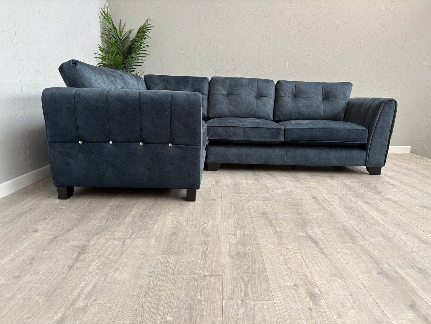 Furniture Village ARIANA Small Fabric LHF Classic Back Corner Sofa - RRP £3,695