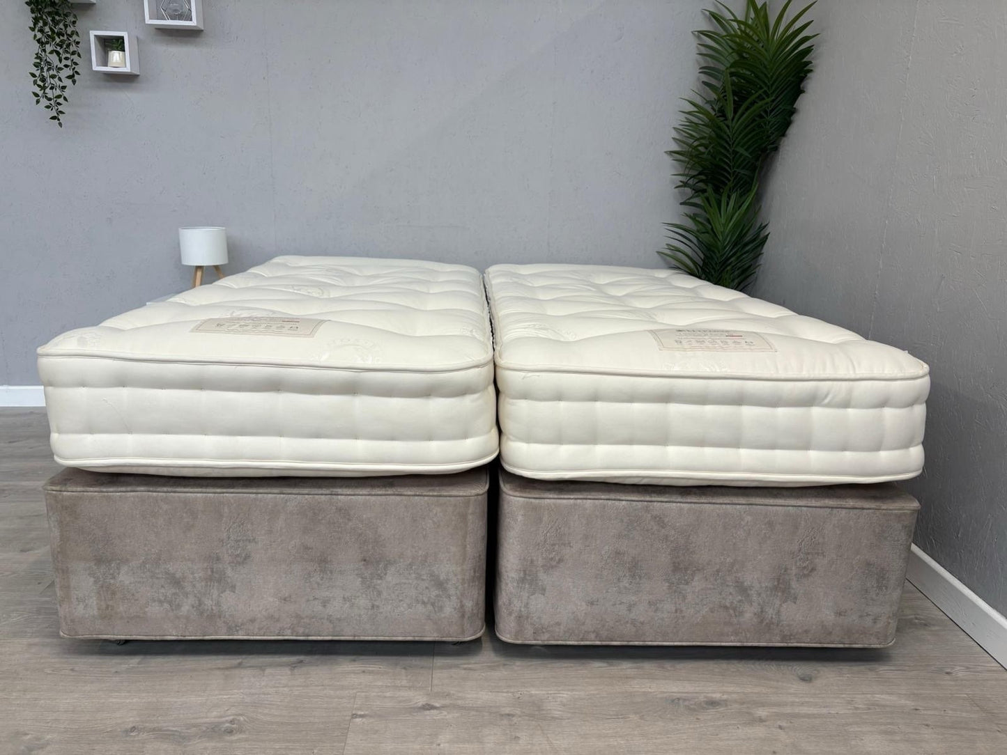 Hypnos Luxurious Earth 01 6ft Superking Mattress Zip and Link, Firm - RRP £3,099