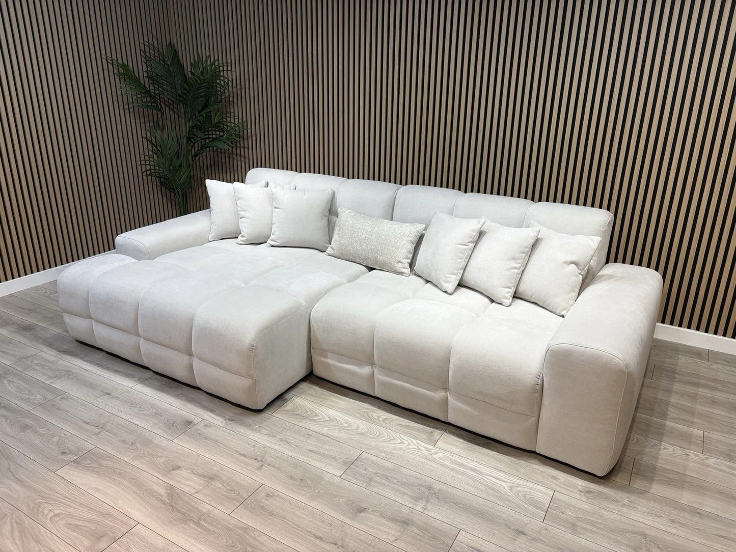 EVE CLOUD Large Fabric 3 Seater LHF Chaise Corner Sofa - RRP £2,299