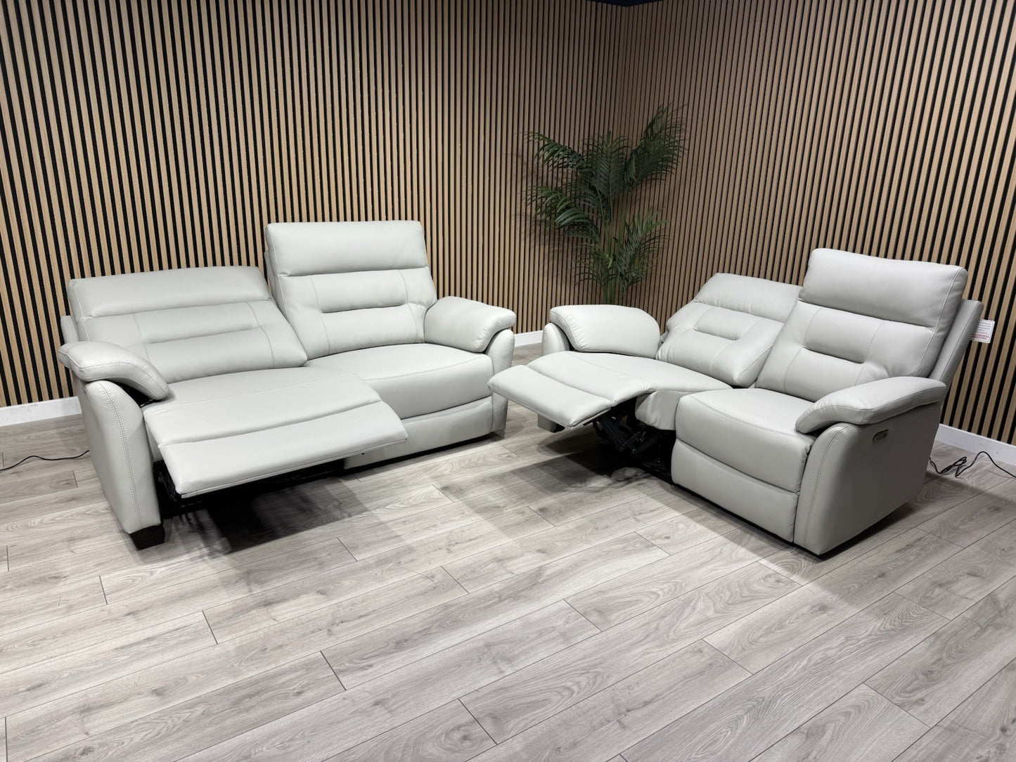 TREND Leather 3 + 2 Seater Power Sofa Set - RRP £4595