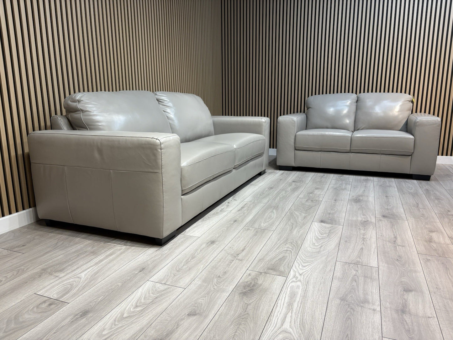 DFS - COHEN Style 3 Seater + 2 Seater Leather Sofa Set - RRP £2,398