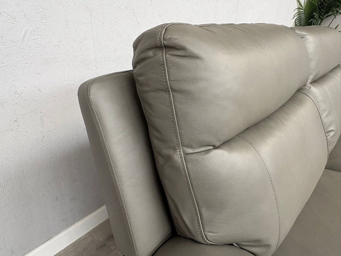 DFS Model Leather 3 Seater Power Recliner Sofa - RRP £1599