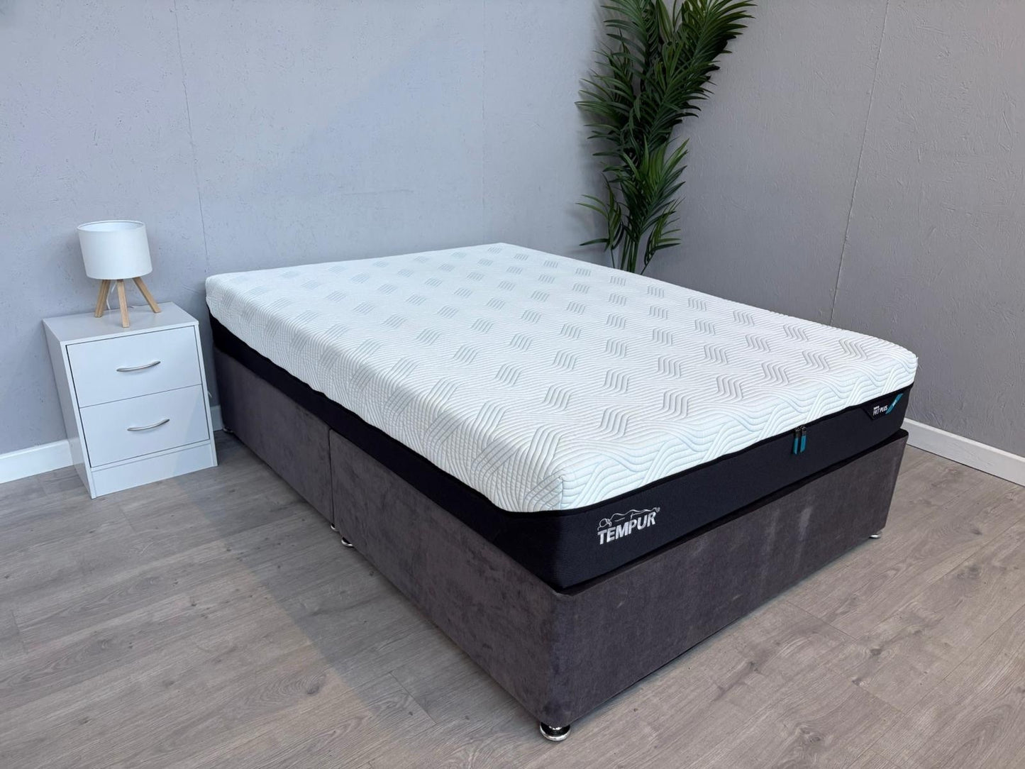 Tempur PRO PLUS Smart Cool 4ft 6 Double Mattress, Soft - RRP £2,299