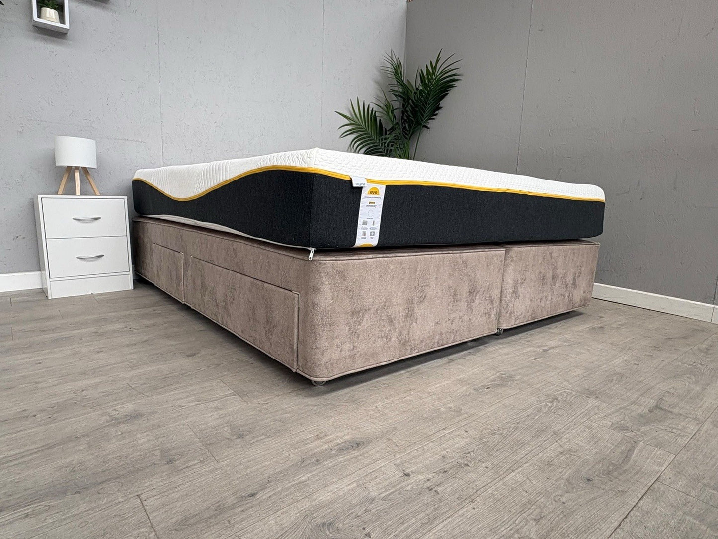 EVE Pure Memory 6ft Superking Mattress, Medium - RRP £1,549