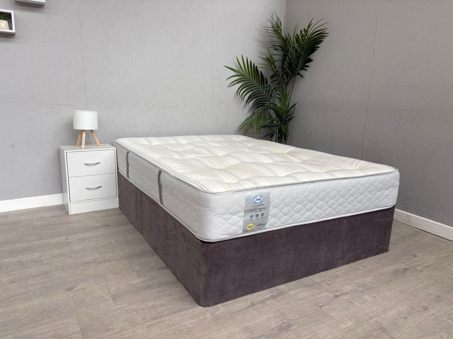 Sealy EDENDALE Backcare Extra Firm 4ft 6 Double Mattress - RRP £999