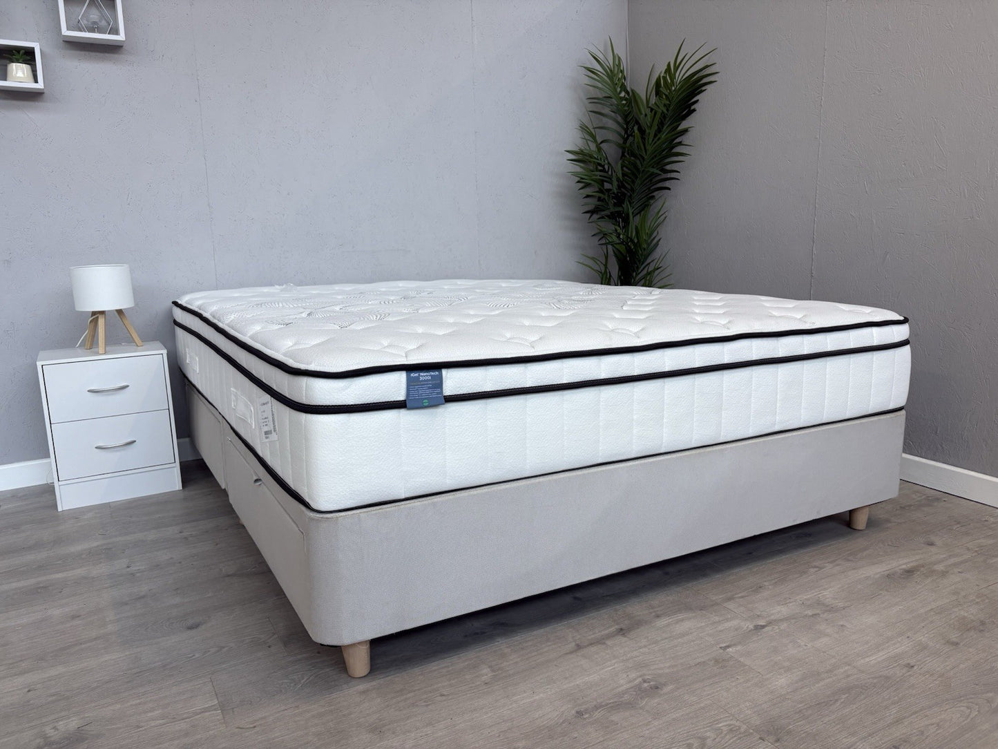 IGEL Nanotech 3000i 6ft Superking Mattress, Medium - RRP £1,949