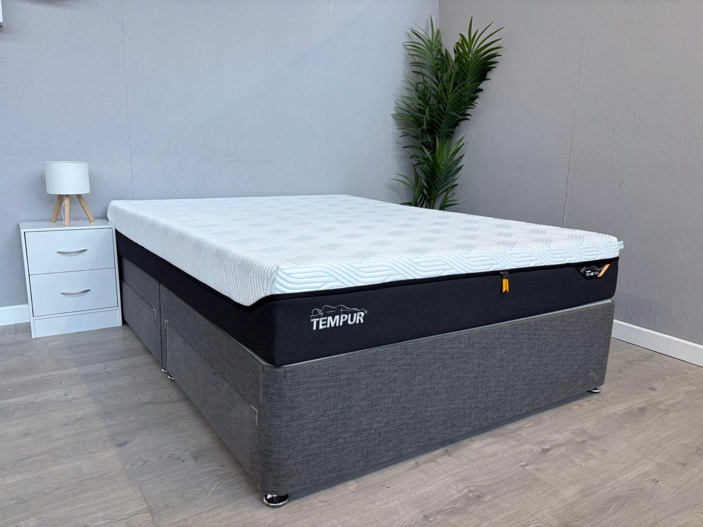Tempur PRO AIR PLUS Smart Cool 5ft Kingsize Mattress, Medium / Firm - RRP £2,499