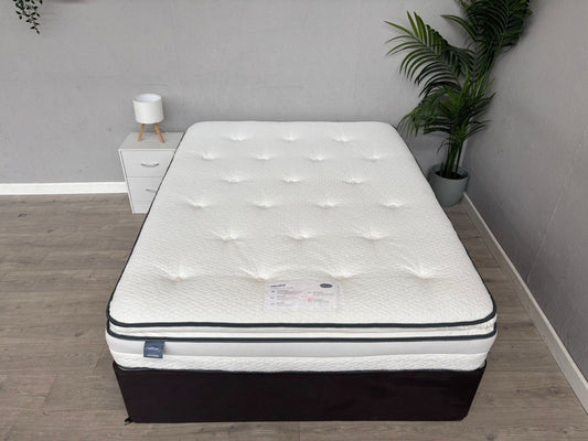 Silentnight UltraGel Miracoil Pillow top 5ft Kingsize Mattress - RRP £999