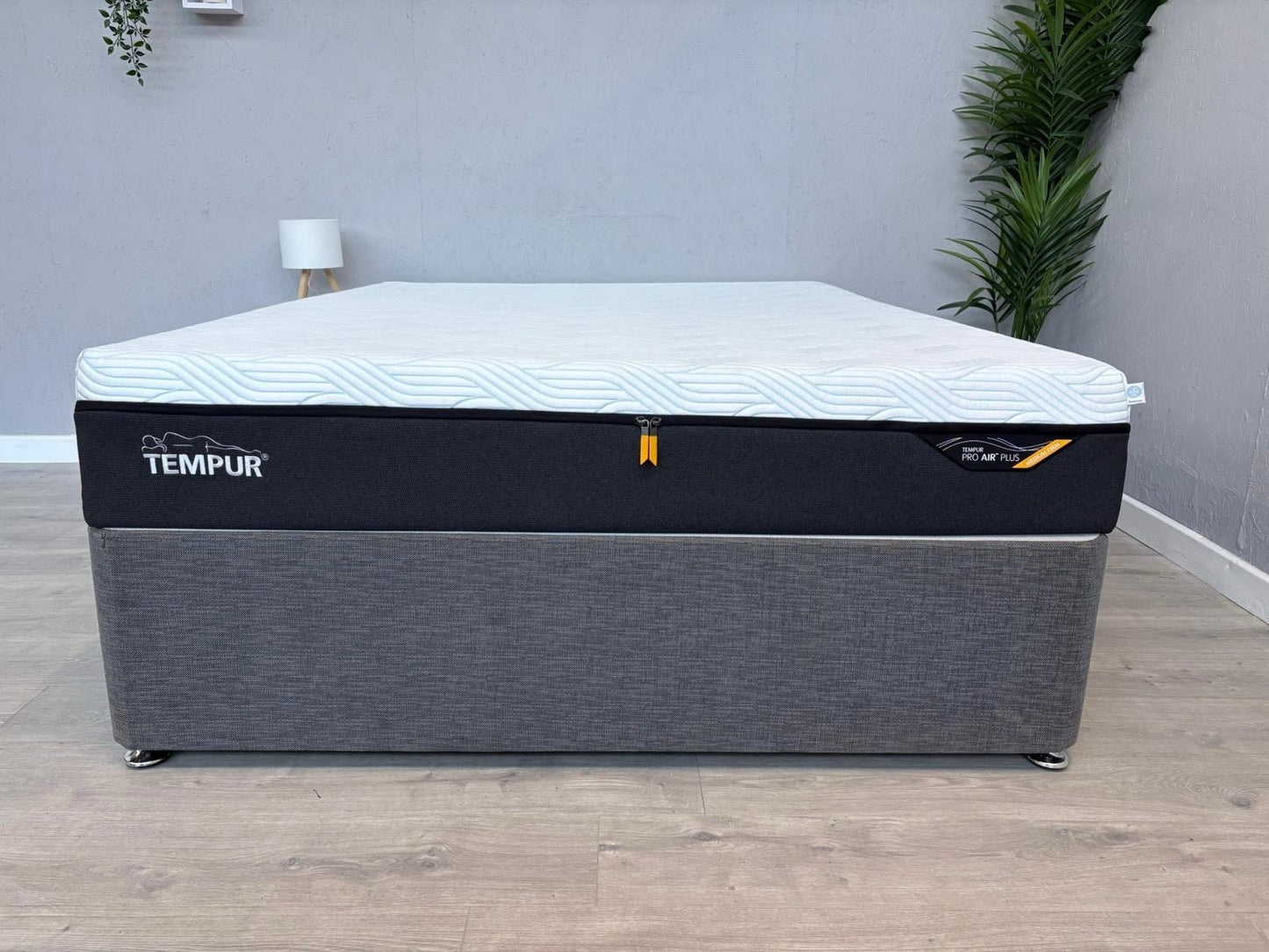 Tempur PRO AIR PLUS Smart Cool 5ft Kingsize Mattress, Medium / Firm - RRP £2,499