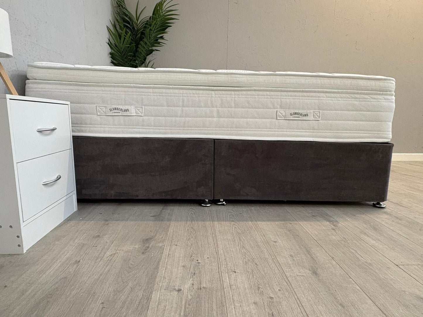 Slumberland AIR 9 Memory 4ft 6 Double Mattress, Firm - RRP £1,099