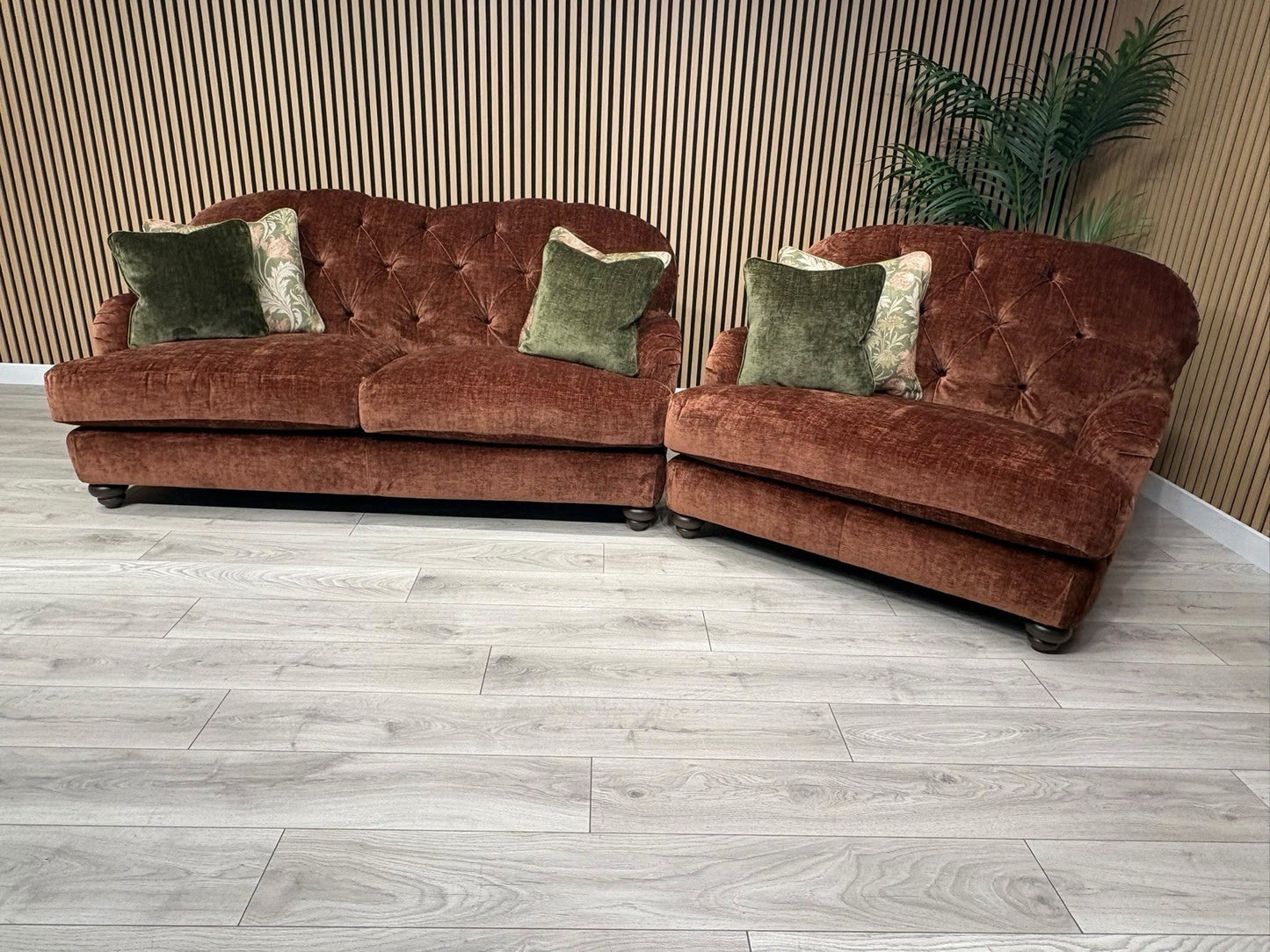 Alexander & James 3 Seater Button Back Sofa + Love Chair, RRP: £2895