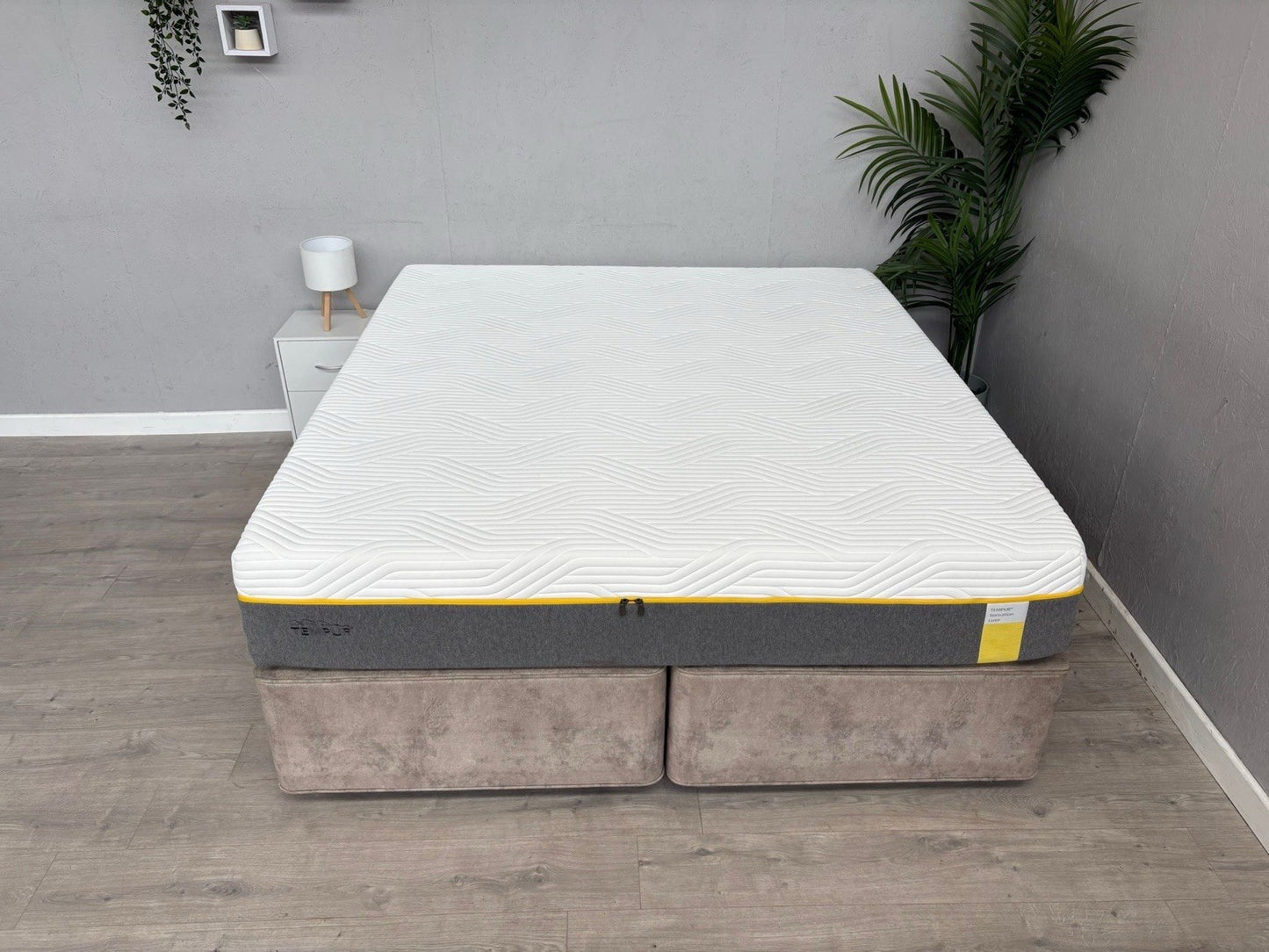 Tempur SENSATION LUXE 6ft Superking Mattress, Firm - RRP £2,699