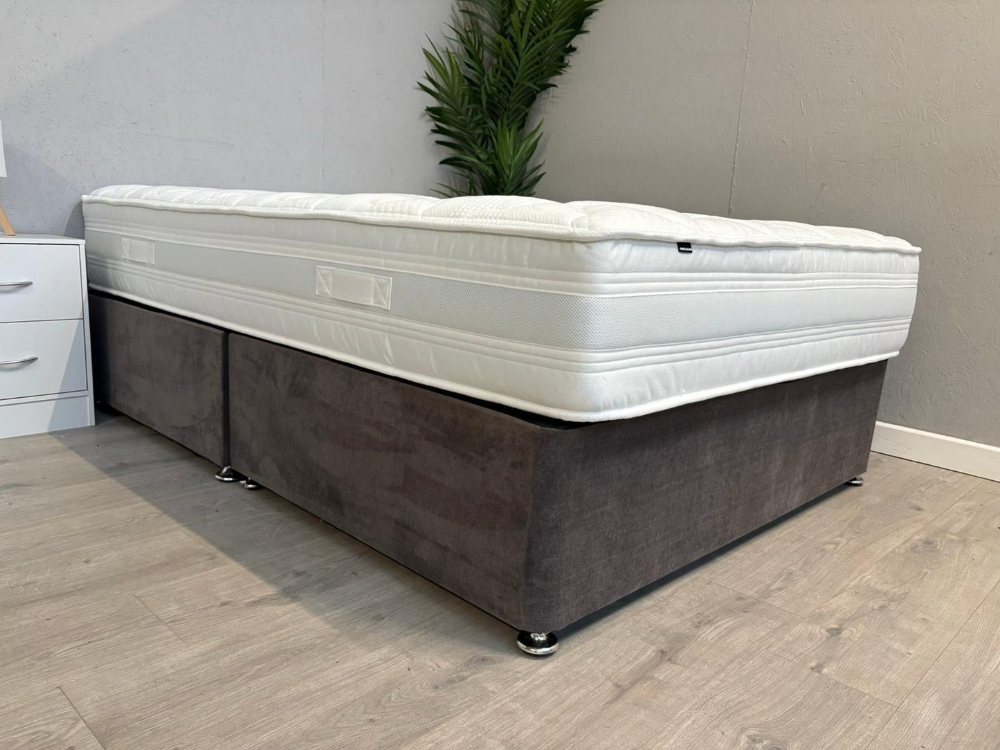 Bensons POSTUREFLEX 1000 Pocket Memory 4ft 6 Double Mattress - RRP £1,299