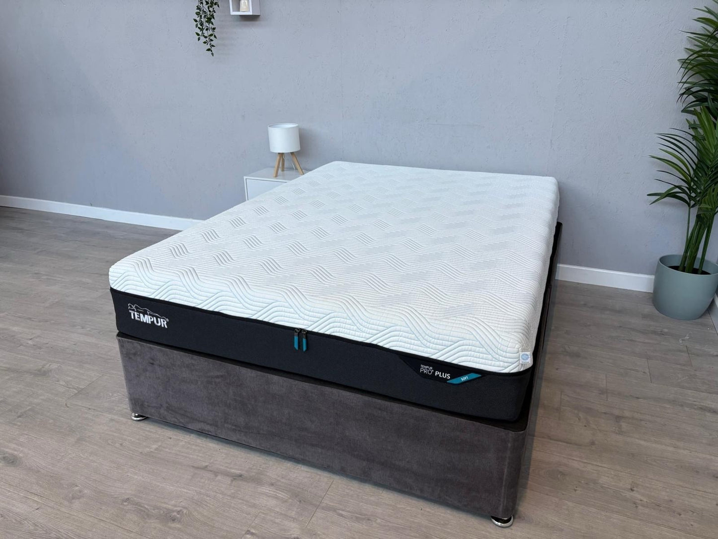 Tempur PRO PLUS Smart Cool 4ft 6 Double Mattress, Soft - RRP £2,299
