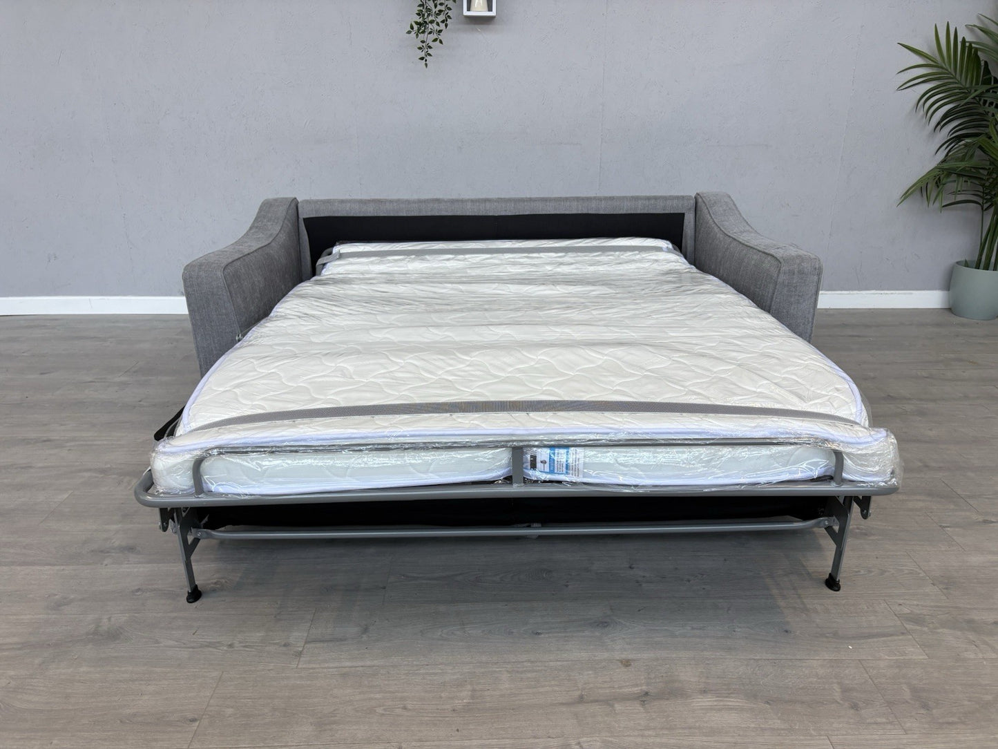 Furniture Village OPTIMUS Fabric Sofa Bed with Memory Foam Mattress - RRP £1,095