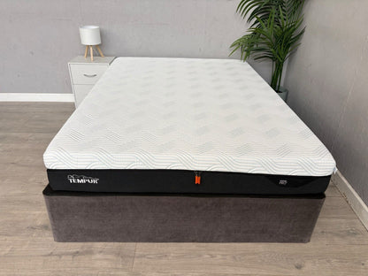 Tempur PRO Smart Cool 4ft 6 Double Mattress, Firm - RRP £1,999
