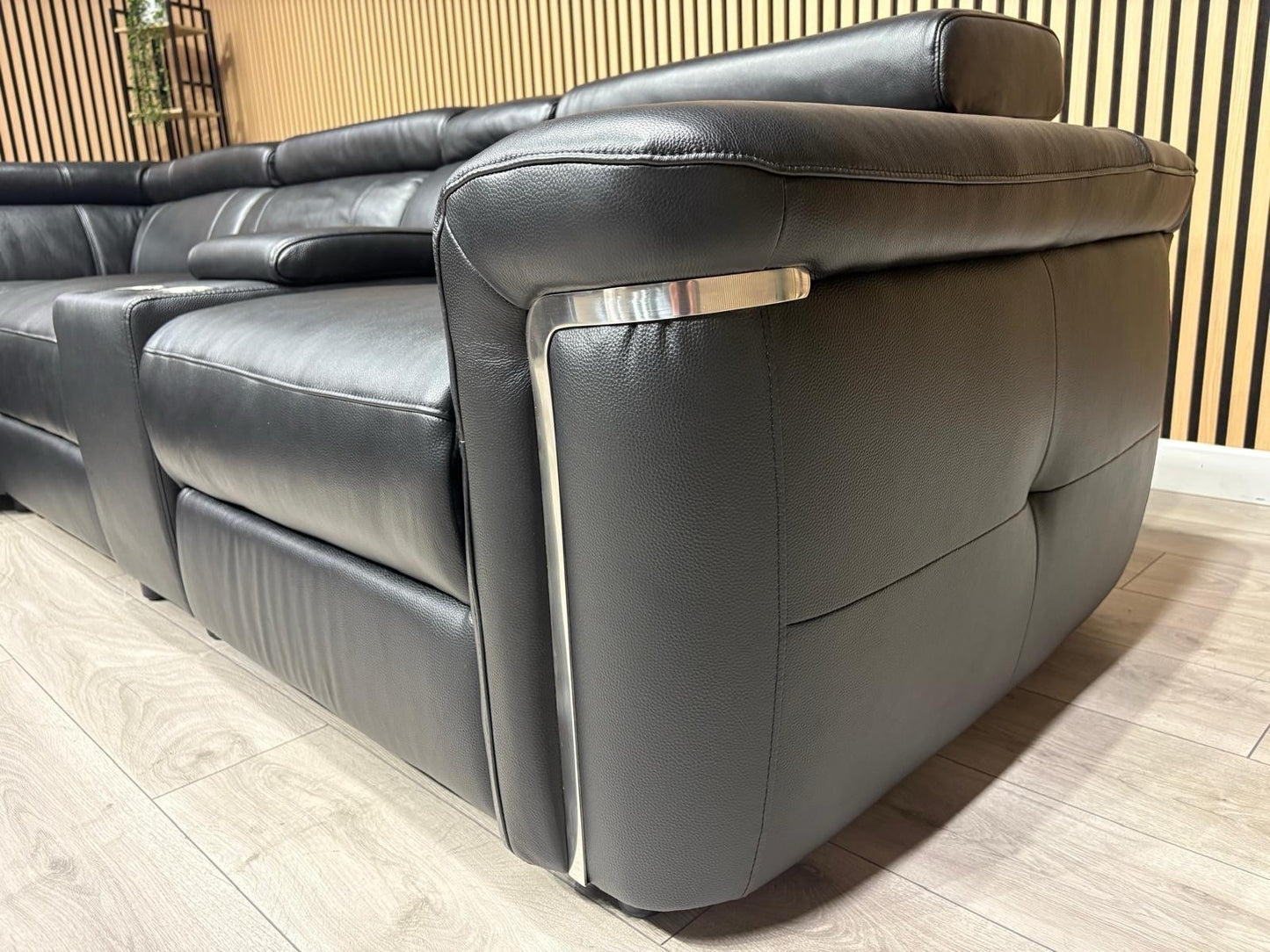 VENICE Leather 2 Corner 2 Power Recliner Sofa + Console - RRP £5,599