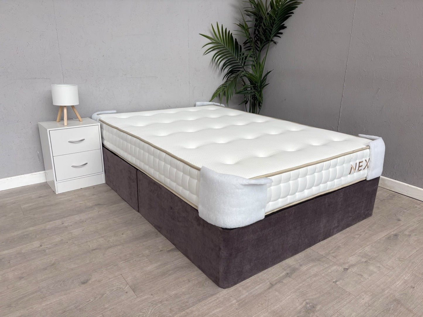 NEXT Comfort 1000 4ft 6 Double Mattress, Medium - RRP £399