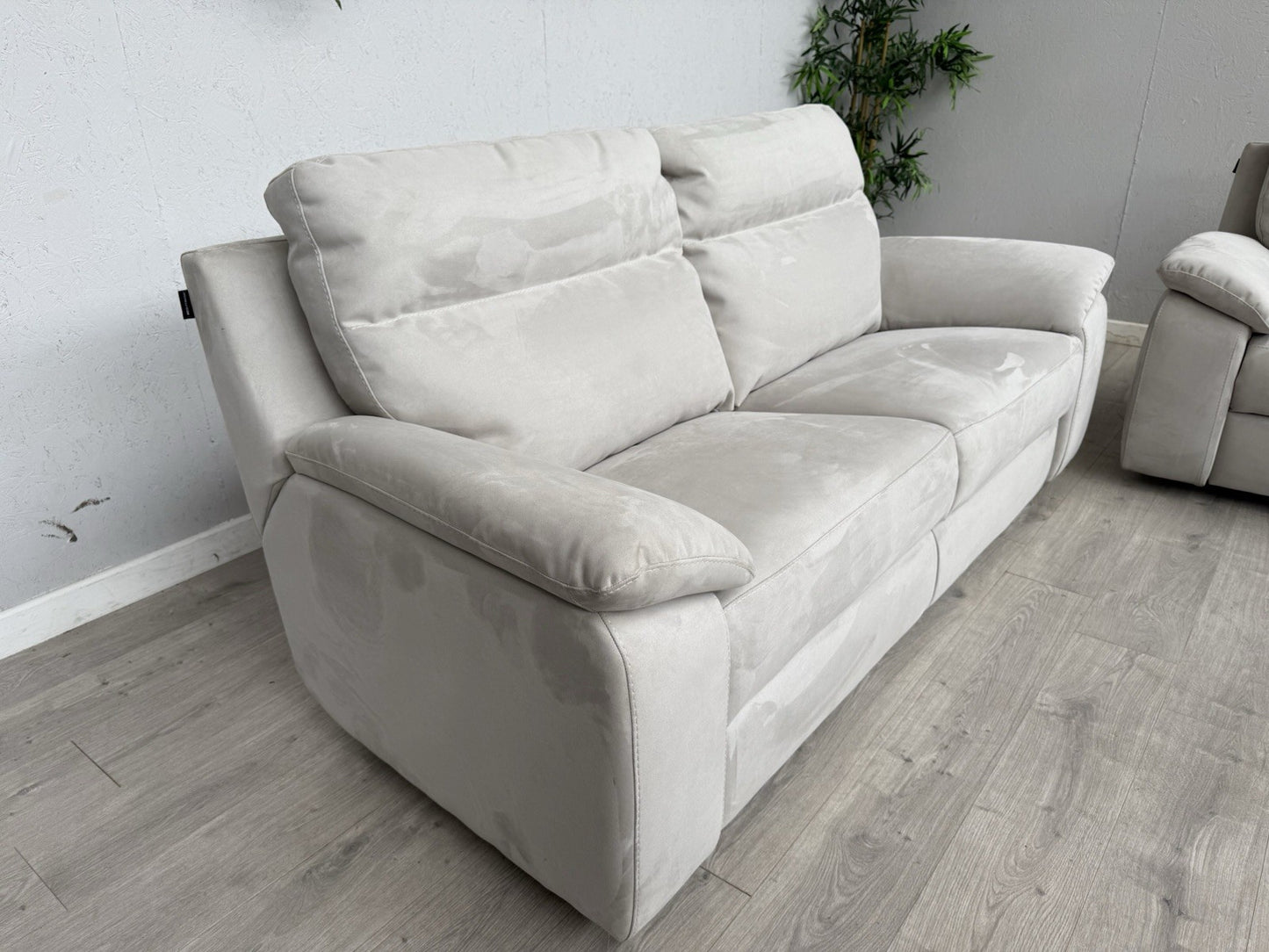 F. Village Nicoletti PEPINO 2 x 3 Seater Fabric Sofas Power Recliner - RRP £4810