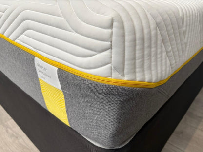 Tempur SENSATION LUXE 5ft Kingsize Mattress, Firm - RRP £2,499
